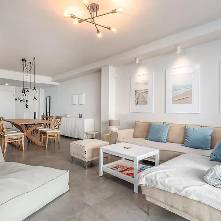 Accommodatie bij particulieren Luxurious With Sea Views Blue B2-103 Manilva