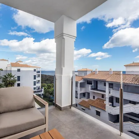 Accommodatie bij particulieren Luxurious With Sea Views Blue B2-103 Manilva